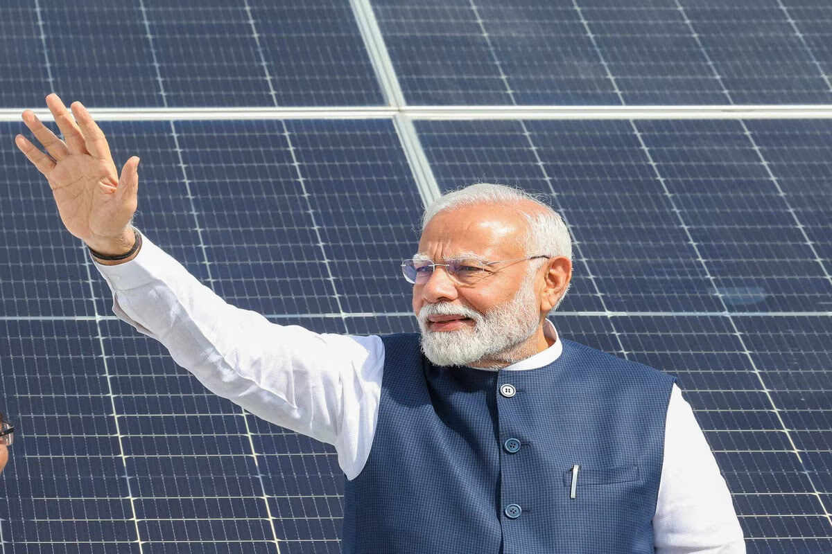 What is PM Surya Ghar Muft Bijli Yojana- Sia Engineering- Best Solar Energy providers in Delhi